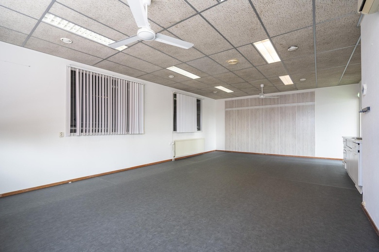 BedrijfsruimteaanIndustrieweg 13<br/> inLeerdam BedrijfsruimteaanIndustrieweg 13<br/> inLeerdam