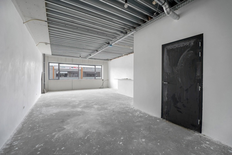 BedrijfsruimteaanIndustrieweg 12 N<br/> inZoeterwoude