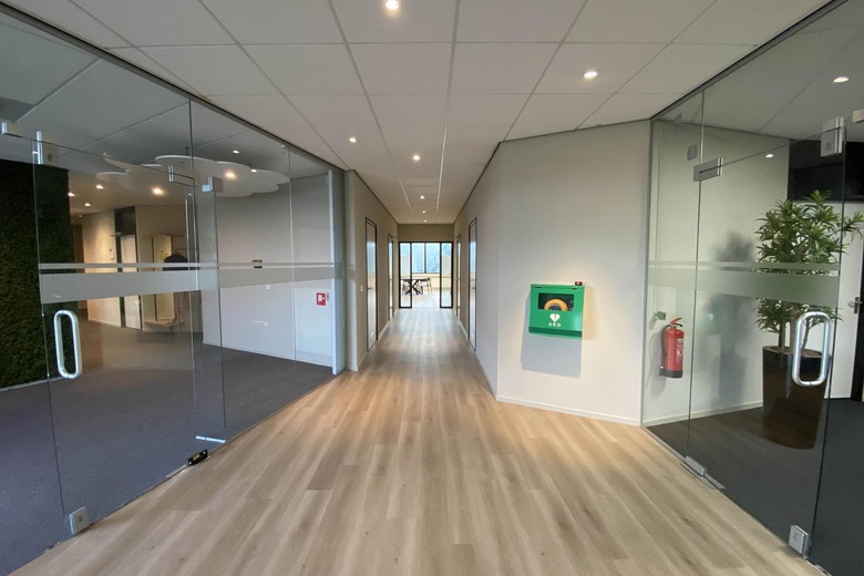 KantoorruimteaanMiddelweg 6 C<br/> inNieuwkuijk