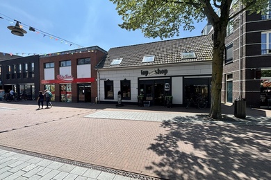 Bekijk foto 2 van Wilhelminaplein 1 Bekijk foto 2 van Wilhelminaplein 1