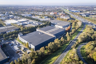 Bekijk foto 2 van Basicweg 8