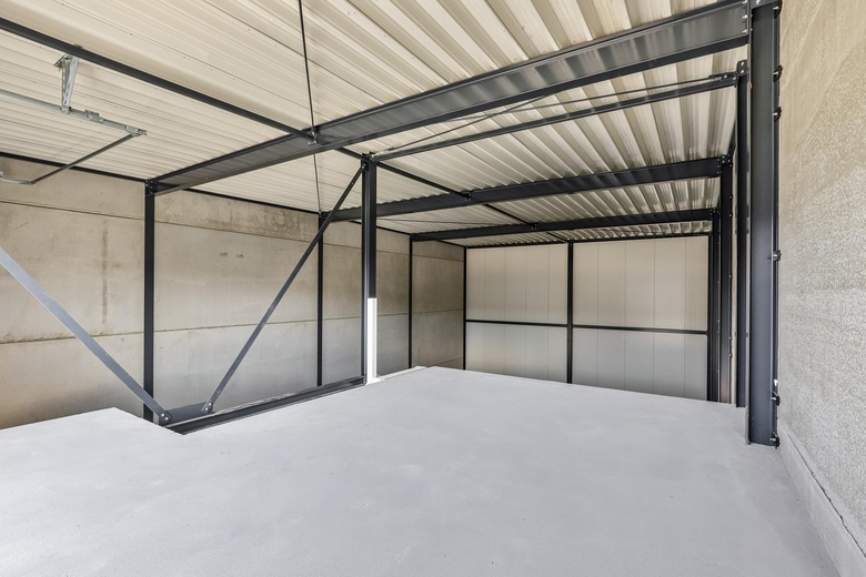 BedrijfsruimteaanSippenbroek 11<br/> inZutphen BedrijfsruimteaanSippenbroek 11<br/> inZutphen