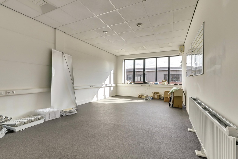 BedrijfsruimteaanKouwe Hoek 20<br/> inWaddinxveen