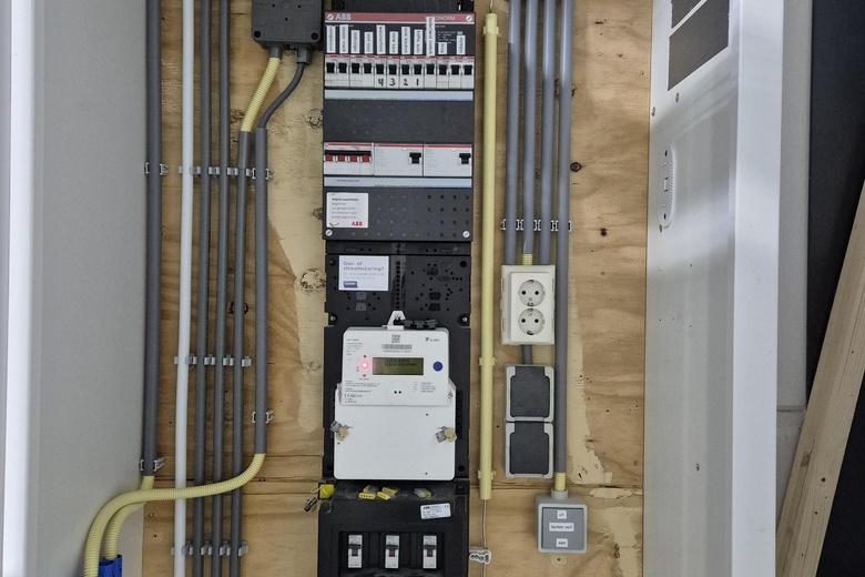 BedrijfsruimteaanIndustrieweg 11 02<br/> inVuren