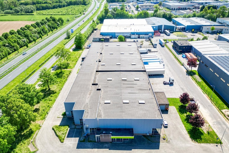 BedrijfsruimteaanKlarenanstelerweg 5<br/> inKerkrade BedrijfsruimteaanKlarenanstelerweg 5<br/> inKerkrade