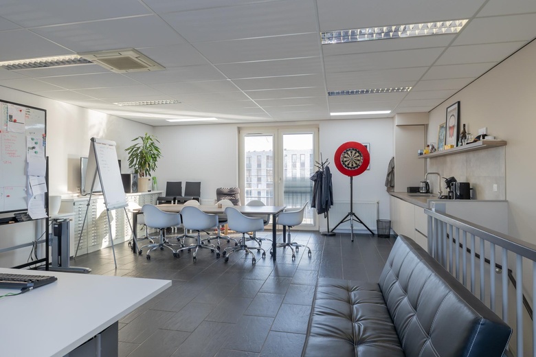 BedrijfsruimteaanVennestraat 11 V<br/> inLisse BedrijfsruimteaanVennestraat 11 V<br/> inLisse
