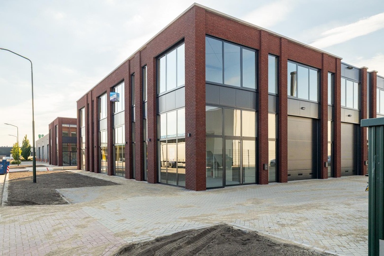 BedrijfsruimteaanIndustrieweg 10<br/> inGiessen BedrijfsruimteaanIndustrieweg 10<br/> inGiessen