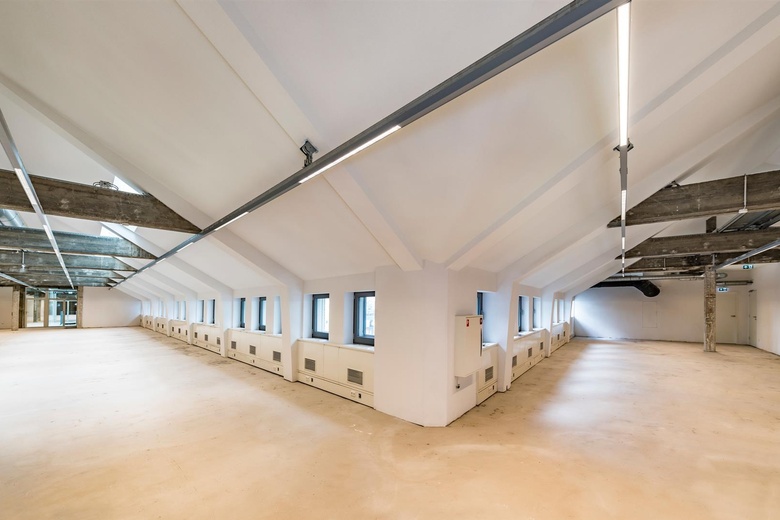 KantoorruimteaanCoolsingel 135<br/> inRotterdam KantoorruimteaanCoolsingel 135<br/> inRotterdam