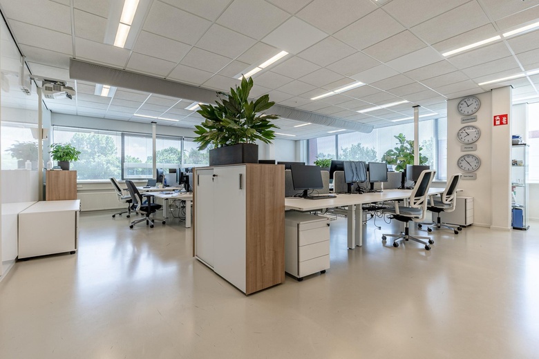 KantoorruimteaanBeemdstraat 44<br/> inEindhoven KantoorruimteaanBeemdstraat 44<br/> inEindhoven