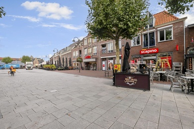Bekijk foto 2 van Plein 14