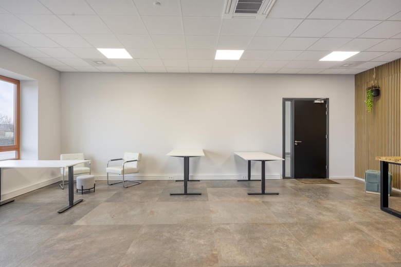 BedrijfsruimteaanHerenweg 102<br/> inNoordwijk