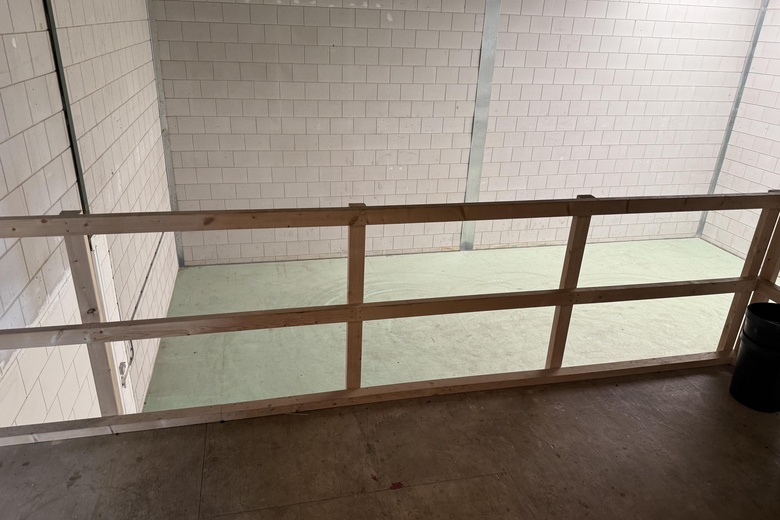 BedrijfsruimteaanZeemanstraat 53<br/> inBarendrecht BedrijfsruimteaanZeemanstraat 53<br/> inBarendrecht