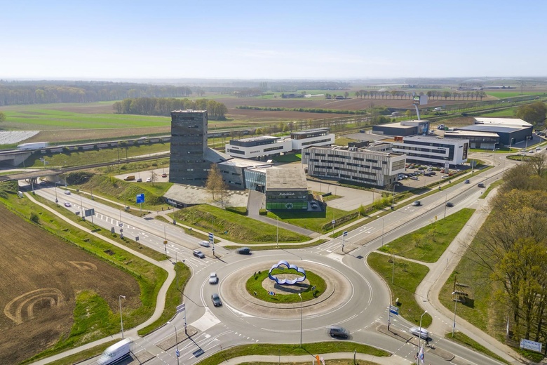 BedrijfsruimteaanSodaweg 6<br/> inHerten BedrijfsruimteaanSodaweg 6<br/> inHerten