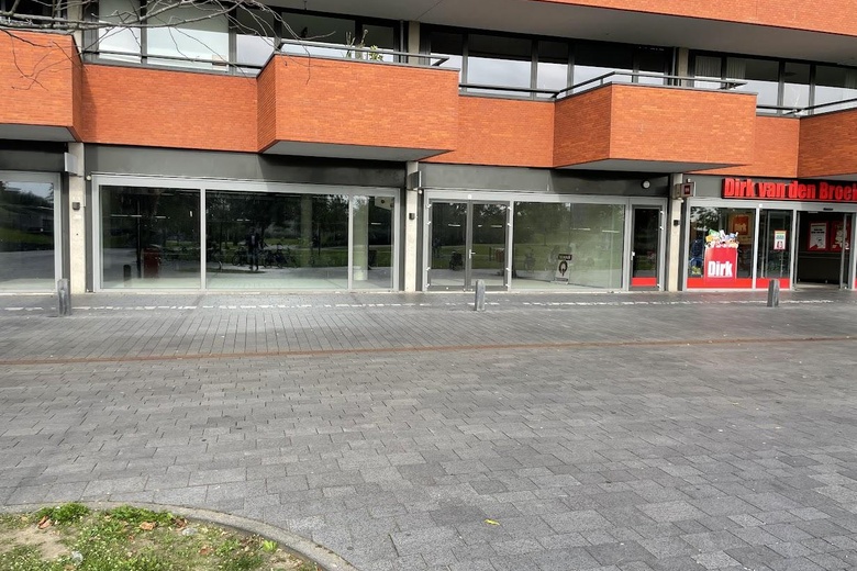 WinkelruimteaanSophiapromenade 80<br/> inHendrik-Ido-Ambacht WinkelruimteaanSophiapromenade 80<br/> inHendrik-Ido-Ambacht