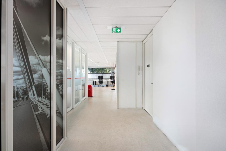 KantoorruimteaanStationsplein 1<br/> inZwijndrecht