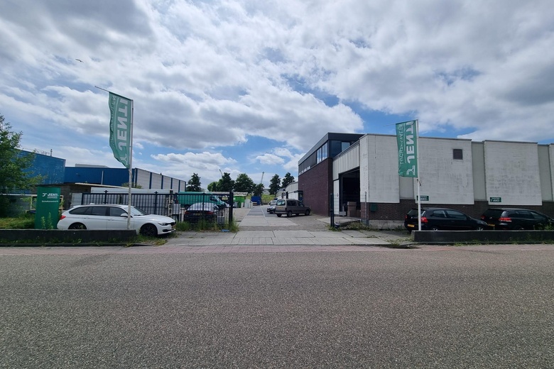 BedrijfsruimteaanSchelluinsestraat 54<br/> inGorinchem BedrijfsruimteaanSchelluinsestraat 54<br/> inGorinchem