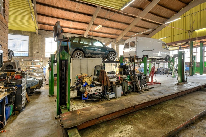 BedrijfsruimteaanAbdis van Thornstraat 16 - 18<br/> inGilze