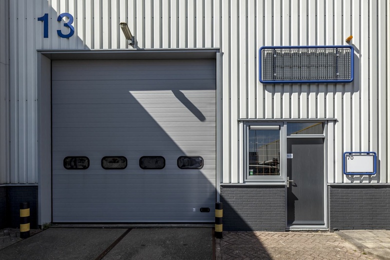 BedrijfsruimteaanIndustrieweg 60 -124*<br/> inWormerveer