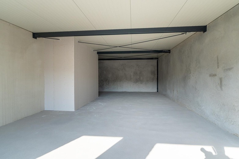 BedrijfsruimteaanIndustrieweg 12 a<br/> inGiessen BedrijfsruimteaanIndustrieweg 12 a<br/> inGiessen