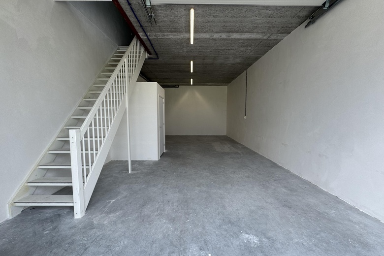 BedrijfsruimteaanChemieweg 207<br/> inUithoorn