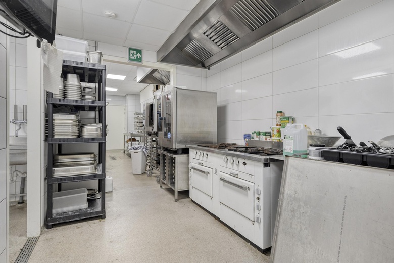 WinkelruimteaanZonstraat 34<br/> inEnschede WinkelruimteaanZonstraat 34<br/> inEnschede