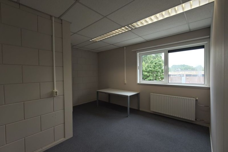 Bekijk foto 2 in  aan de  in 