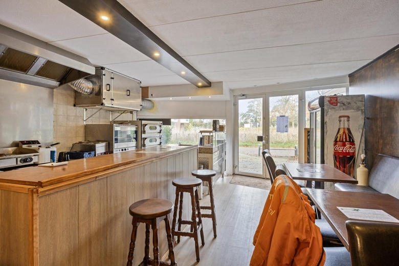 Bekijk foto 1 van Paardenmarkt 21