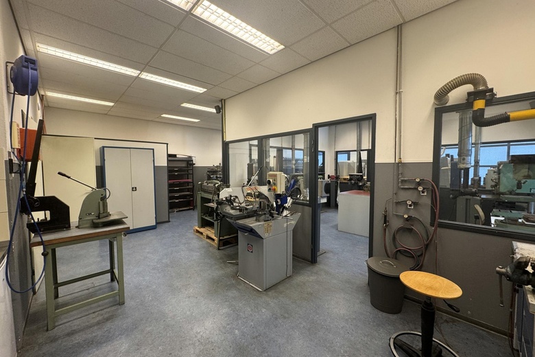 WinkelruimteaanMarkerkant 10 136 E<br/> inAlmere WinkelruimteaanMarkerkant 10 136 E<br/> inAlmere