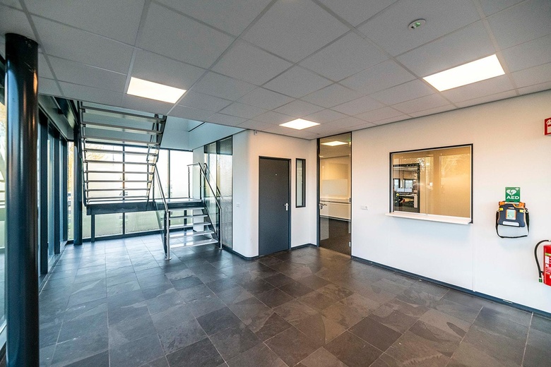 BedrijfsruimteaanVeerplaat 100<br/> inDordrecht