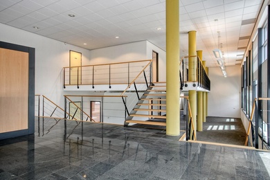 Bekijk foto 2 van St. Josephstraat 9 - 11 Bekijk foto 2 van St. Josephstraat 9 - 11