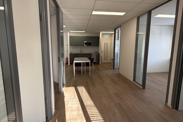 KantoorruimteaanJoh. Enschedeweg 13<br/> inUithoorn