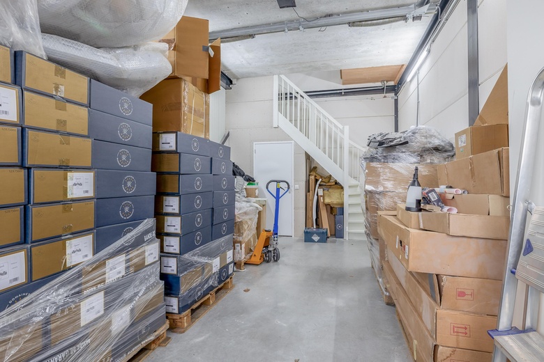 BedrijfsruimteaanNikkelweg 225<br/> inAlphen aan den Rijn