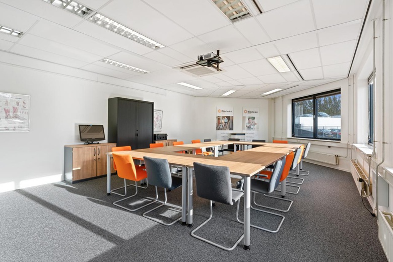 KantoorruimteaanStationsweg 41<br/> inZwijndrecht