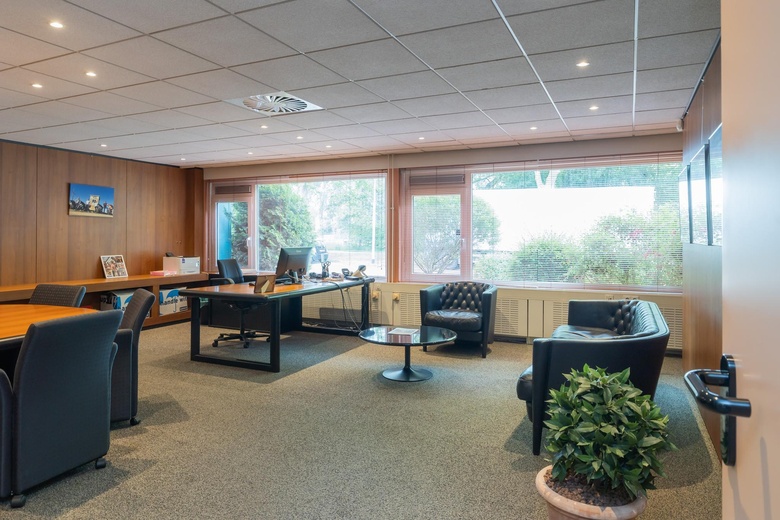 BedrijfsruimteaanKonnetlaantje 14<br/> inRijsenhout BedrijfsruimteaanKonnetlaantje 14<br/> inRijsenhout