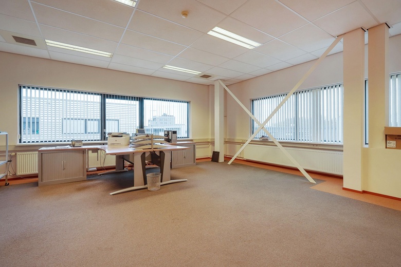 BedrijfsruimteaanLimmerick 86<br/> inAmsterdam