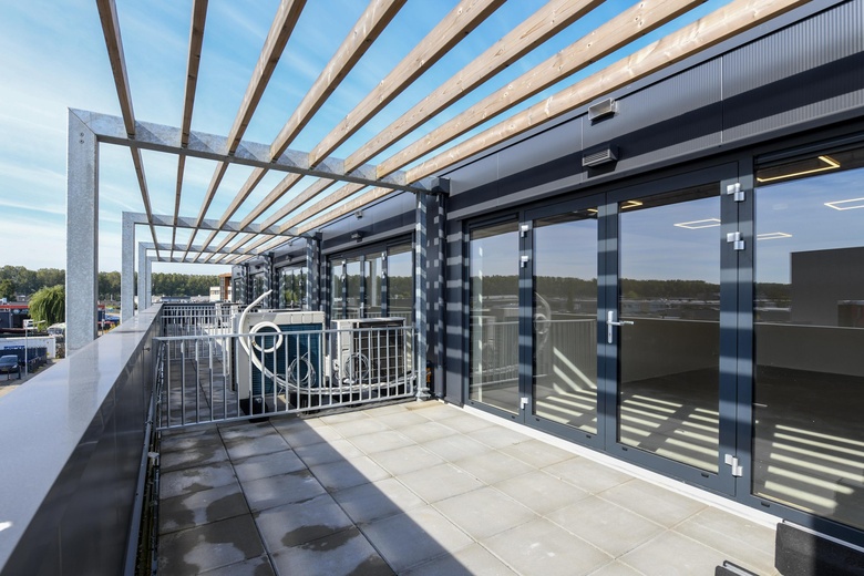 BedrijfsruimteaanEemmeerlaan 2 H<br/> inWeesp