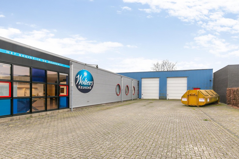 BedrijfsruimteaanLarenseweg 51<br/> inLochem BedrijfsruimteaanLarenseweg 51<br/> inLochem