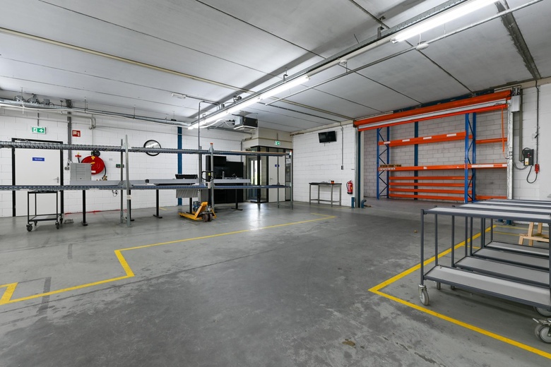 BedrijfsruimteaanVoltastraat 24<br/> inBarneveld BedrijfsruimteaanVoltastraat 24<br/> inBarneveld