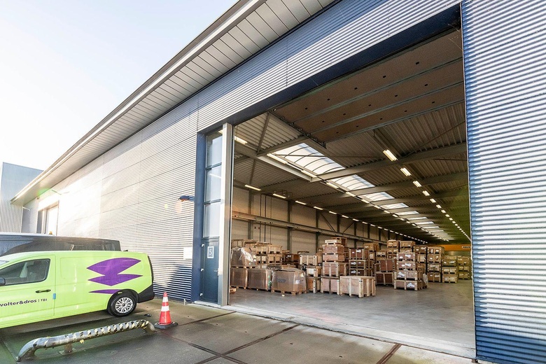 BedrijfsruimteaanHeliotroopring 300<br/> inDordrecht