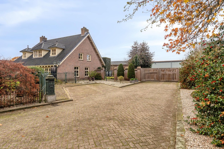 BedrijfsruimteaanHeesterseweg 27<br/> inGeffen