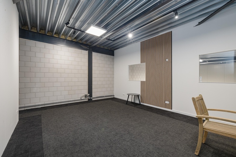 BedrijfsruimteaanBraillestraat 87<br/> inBerkel en Rodenrijs