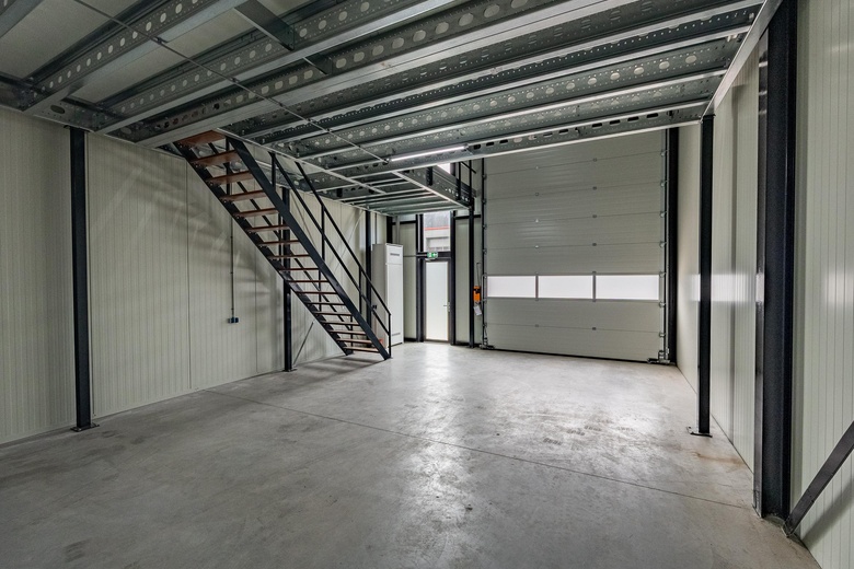 BedrijfsruimteaanHoltmede 13 c<br/> inZutphen BedrijfsruimteaanHoltmede 13 c<br/> inZutphen