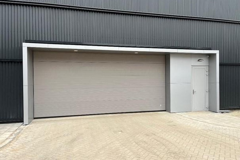 BedrijfsruimteaanSteur 50<br/> inWaddinxveen