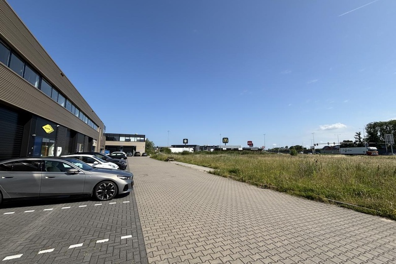 BedrijfsruimteaanFacetlaan 15<br/> inBleiswijk