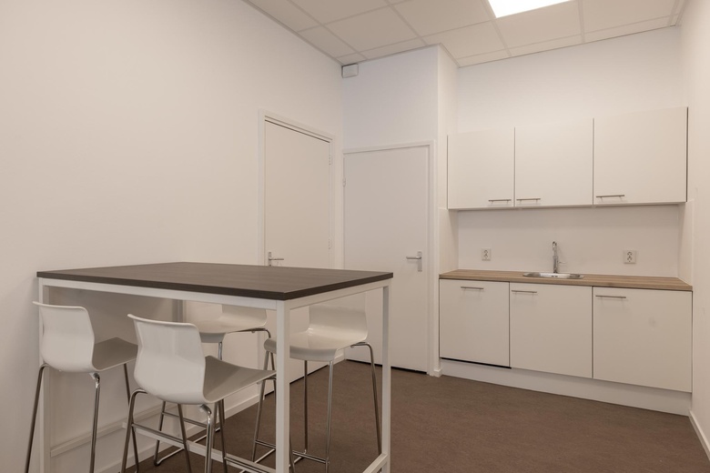 KantoorruimteaanAmsterdamsestraatweg 15 G<br/> inNaarden