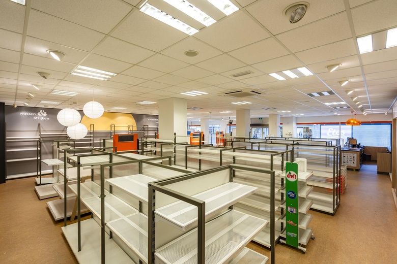 WinkelruimteaanOostermeent-West 9<br/> inHuizen WinkelruimteaanOostermeent-West 9<br/> inHuizen