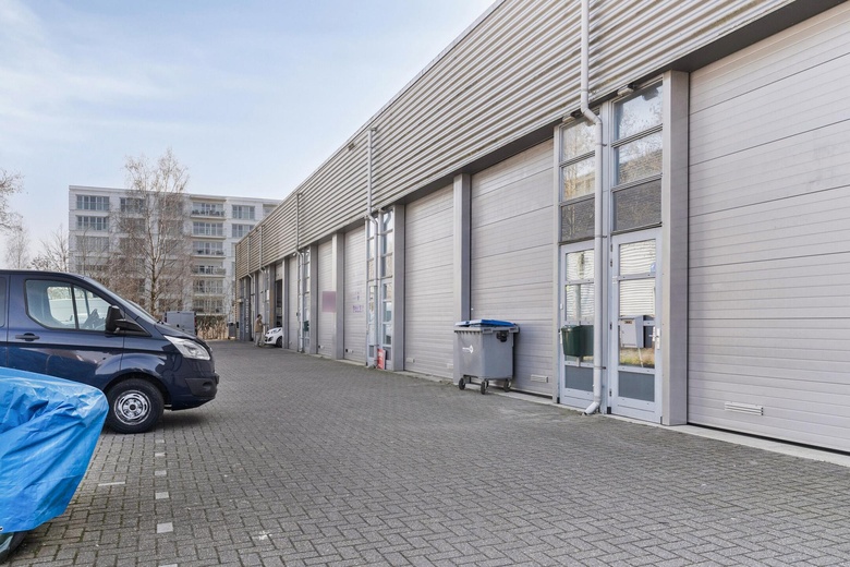 BedrijfsruimteaanTweelingenlaan 34 B<br/> inApeldoorn BedrijfsruimteaanTweelingenlaan 34 B<br/> inApeldoorn