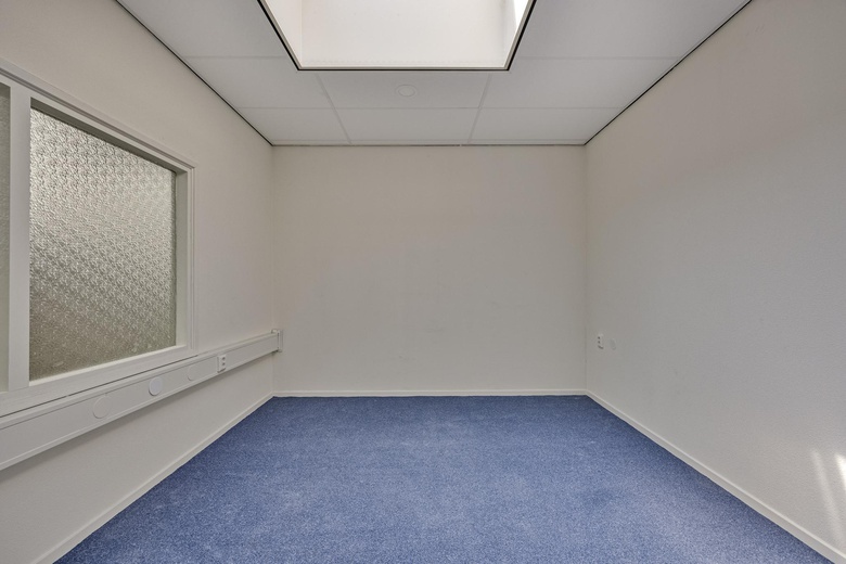KantoorruimteaanVenenweg 18<br/> inZwanenburg KantoorruimteaanVenenweg 18<br/> inZwanenburg