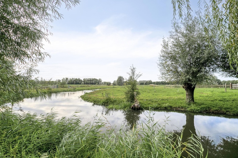 KantoorruimteaanZwanenburgseweg 6 a<br/> inHeeswijk