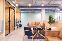 Bekijk foto 4 van Anthony Fokkerweg 1